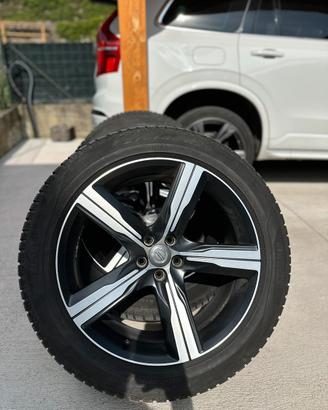 Cerchi lega 20” + Pirelli Winter 275/45 R20