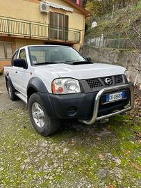 NISSAN NP300 pick up