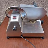 affettatrice lama cm 22