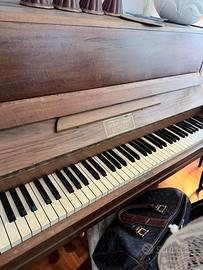 Pianoforte verticale