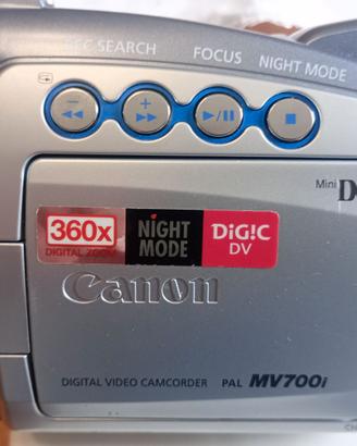 Videocamera Canon MV 700 i