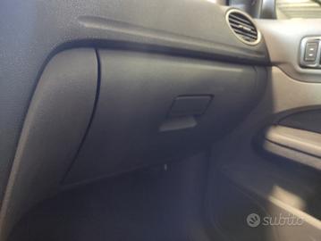 Cassetto portaoggetti FORD FOCUS del 2006