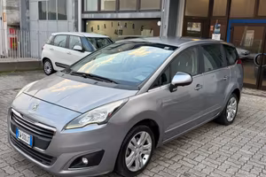 Peugeot 5008 7 posti 1.6 HDi 115CV
