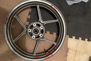 Cerchio anteriore kawasaki z750