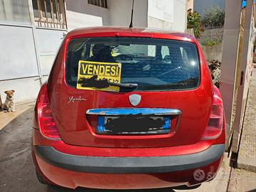 Lancia ypsilon 3 porte