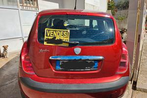 Lancia ypsilon 3 porte