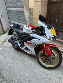 MOTO 125