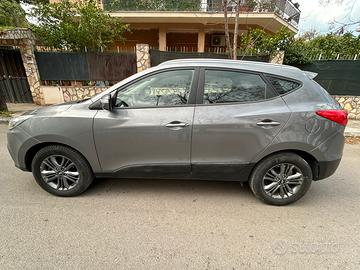 Hyundai ix35 1.7 crdi 2wd xpossible anche permute