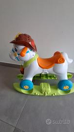 Cavallo a dondolo chicco