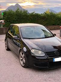 VW Golf V 2.0 TDI 140 CV Sportline
