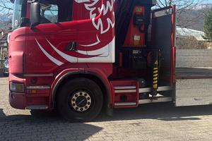 Scania 440 gru palfengar