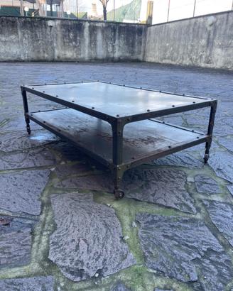 Tavolo ferro battuto basso