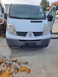 RENAULT TRAFIC III 2009 (SOLO RICAMBI)