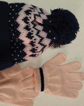 Cappellino con guanti. Nuovi, MAI usati.  54/55