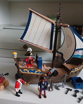 playmobil marina inglese contro pirati