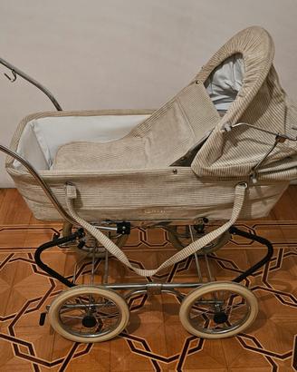 Carrozzina neonati vintage
