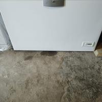 Congelatore a pozzetto beko 450 lt