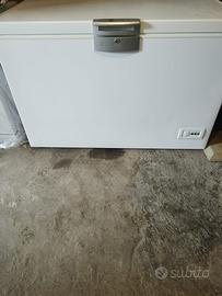Congelatore a pozzetto beko 450 lt