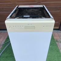 Lavastoviglie incasso Smeg 45cm