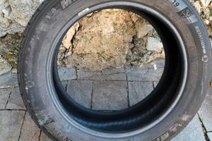 Pneumatici invernali Michelin 235/55 R19