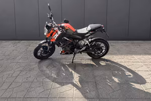 KTM 125
