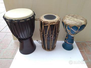 bonghi e djembe varie misure e provenienza 