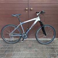 Bici MTB scott 26"