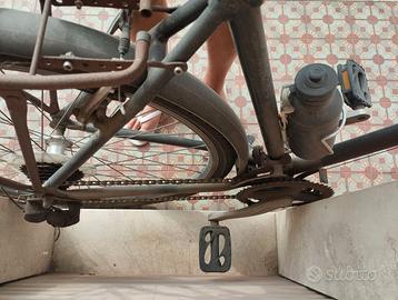 Bicicletta  misura 28 nera