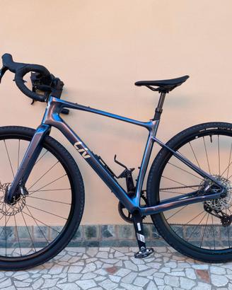 Bici gravel LIV (Giant) modello DEVOTE  advance 1