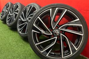 Cerchi VW 19 Golf 8 Adelaide Gomme Estive 235 35 1