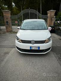 VW Touran 2014 1.6 tdi DSG