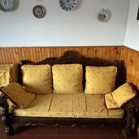 Divano in legno di castagno massello