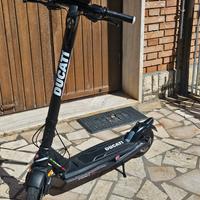 monopattino ducati pro 3