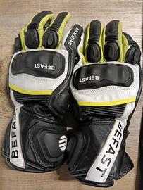 Guanti moto