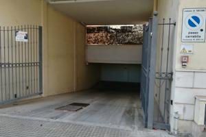 GARAGE VIA CARLO RUGGIU 