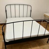 Letto struttura matrimoniale ikea