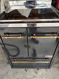 Stufa a legna anche per cucinare