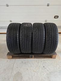 4 gomme invernali Pirelli 235 50 19