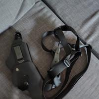 fondina in pelle per pistola