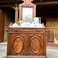 Toeletta fine 800 con piano in marmo