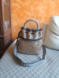 Borsa all'uncinetto