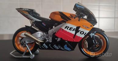 Honda RC211V 2006 1:12 Nicky Hayden