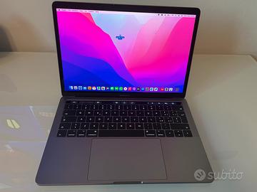 Macbook pro 13” 4 porte Thunderbolt con custodia