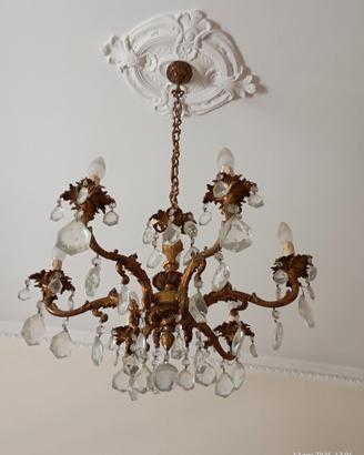 Lampadario antico a goccia