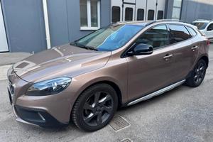 Volvo V40 Cross Country D2 1.6 Summum*EURO5B*NEOPA