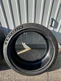Gomme MICHELIN PILOT SPORT 4S
