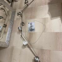 Binario con faretti led