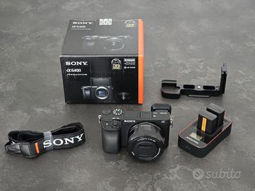 Fotocamera mirrorless Sony A6400 + obiettivo 16-50