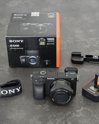 Fotocamera mirrorless Sony A6400 + obiettivo 16-50