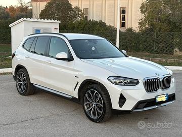 BMW X3 xDrive30e Plug-in Hybrid